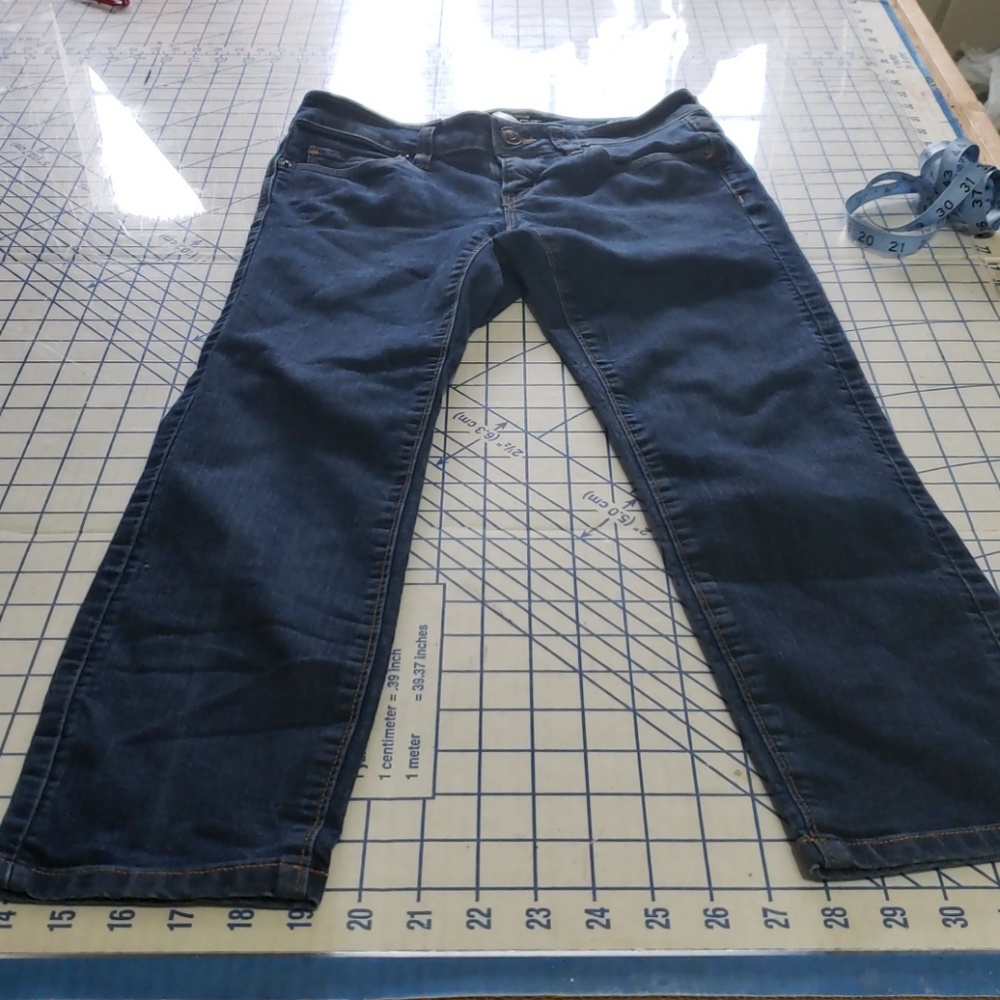 Ann Taylor crop jeans